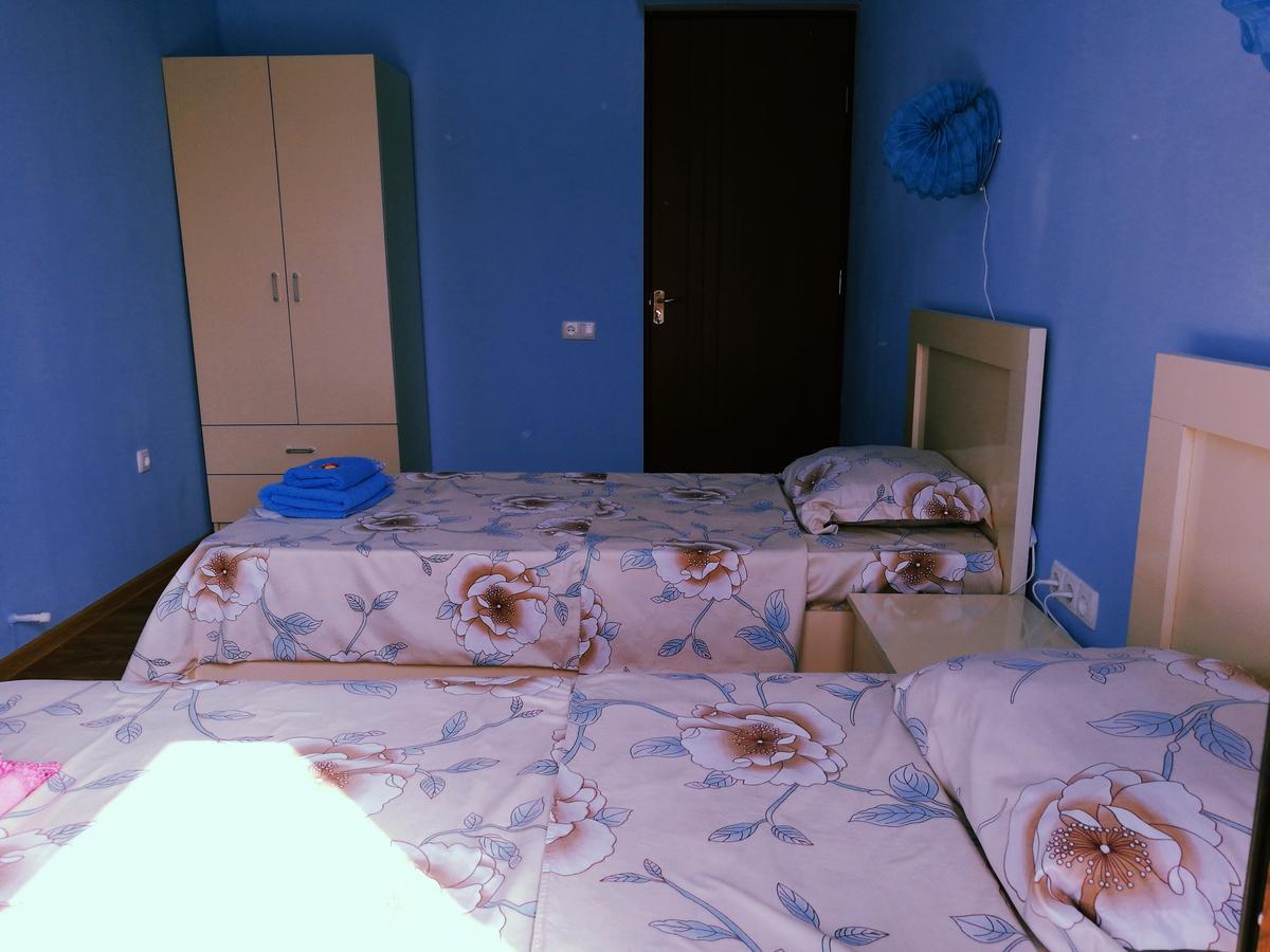 Agora Appartamento Tbilisi Esterno foto