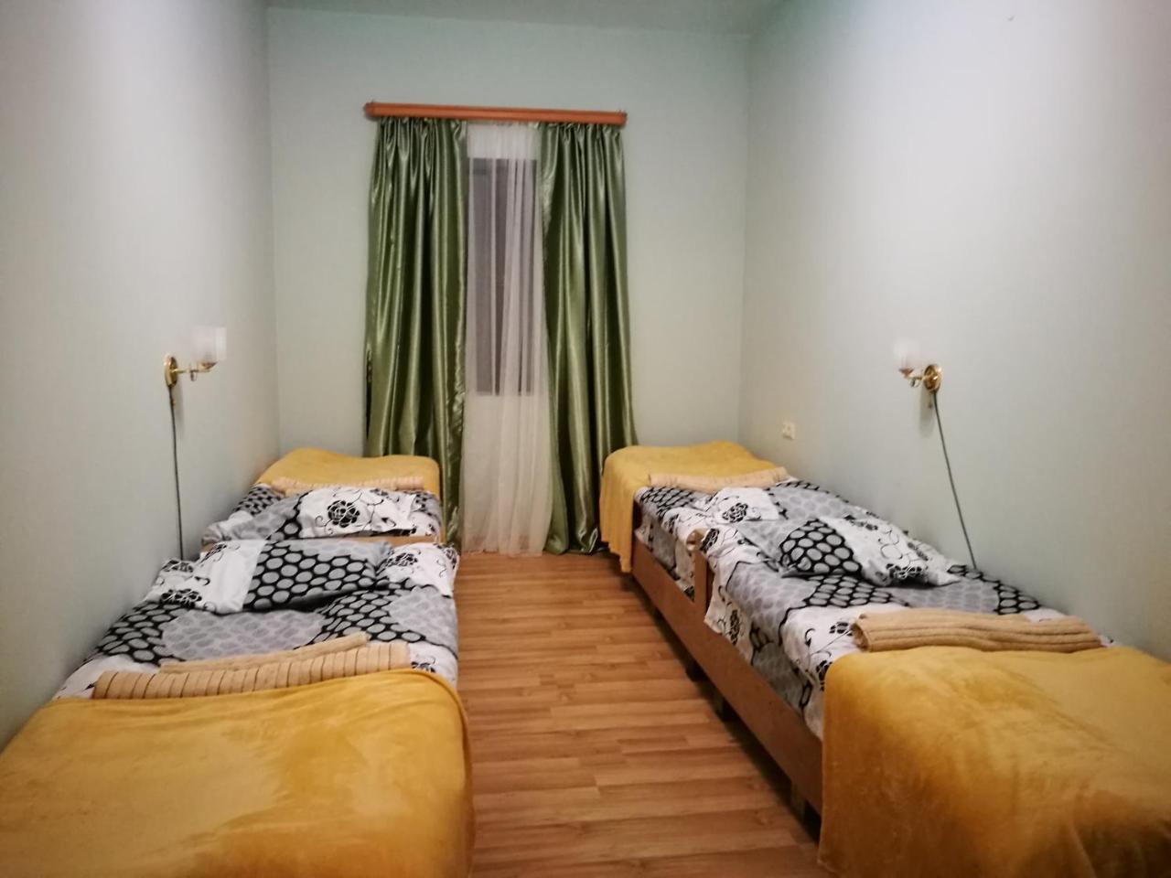 Agora Appartamento Tbilisi Esterno foto