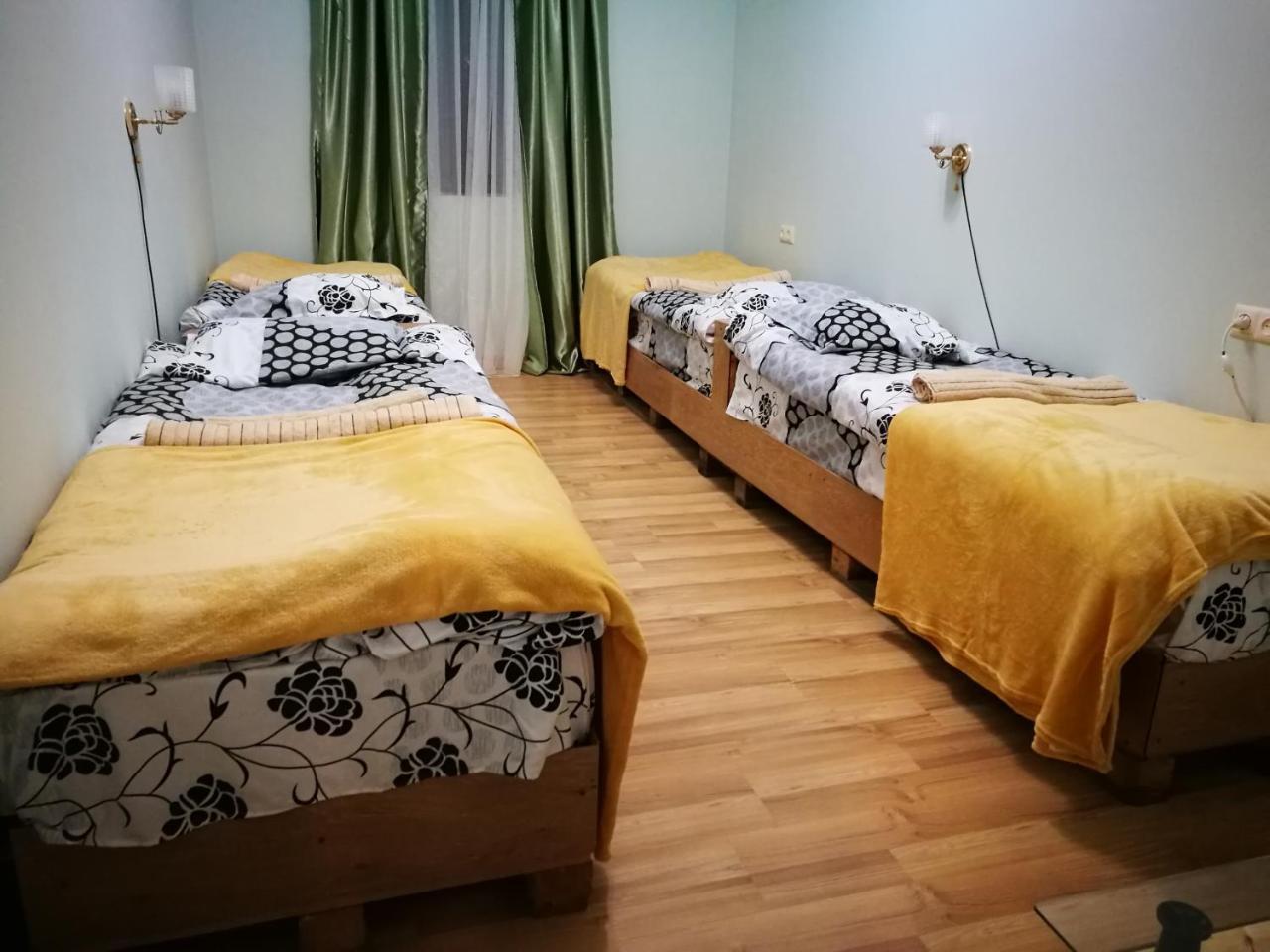 Agora Appartamento Tbilisi Esterno foto