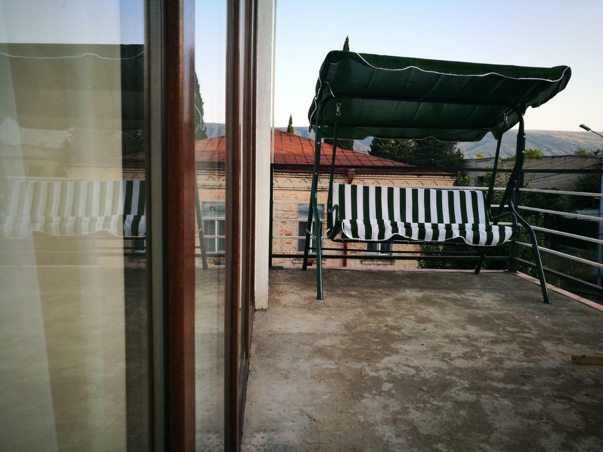 Agora Appartamento Tbilisi Esterno foto
